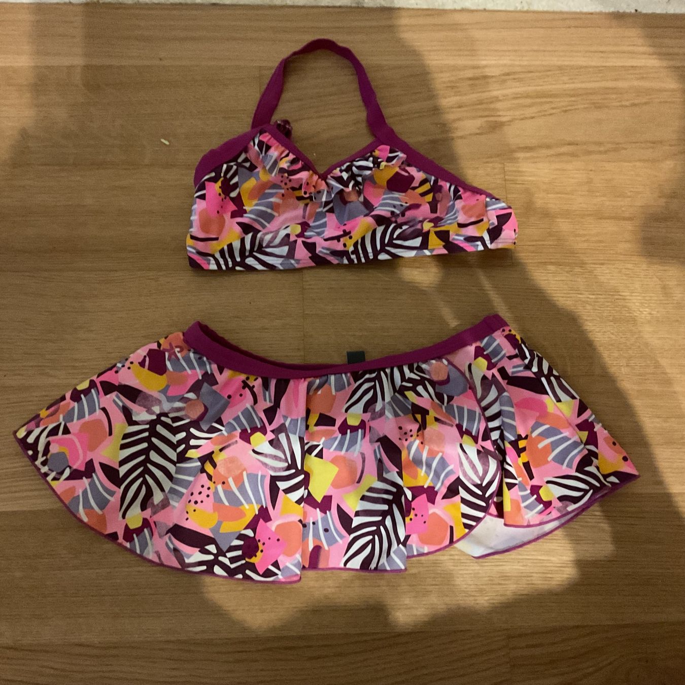 Maillots de bain: Bikini mit Rock Grösse 152 – D'occasion à Pfeffingen par Marc4148