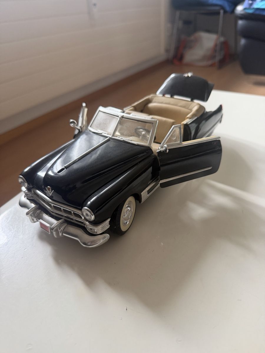Cadillac Modellautos: Cadillac – Gebraucht aus Baden von noli.r