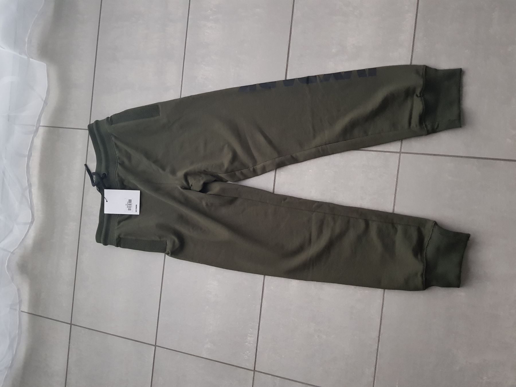 Pantaloni: NEU!original IVY PARK LOGO JOGGER – Nuovo e nell'imballaggio originale da bellinzona venduto da zeus6535 2