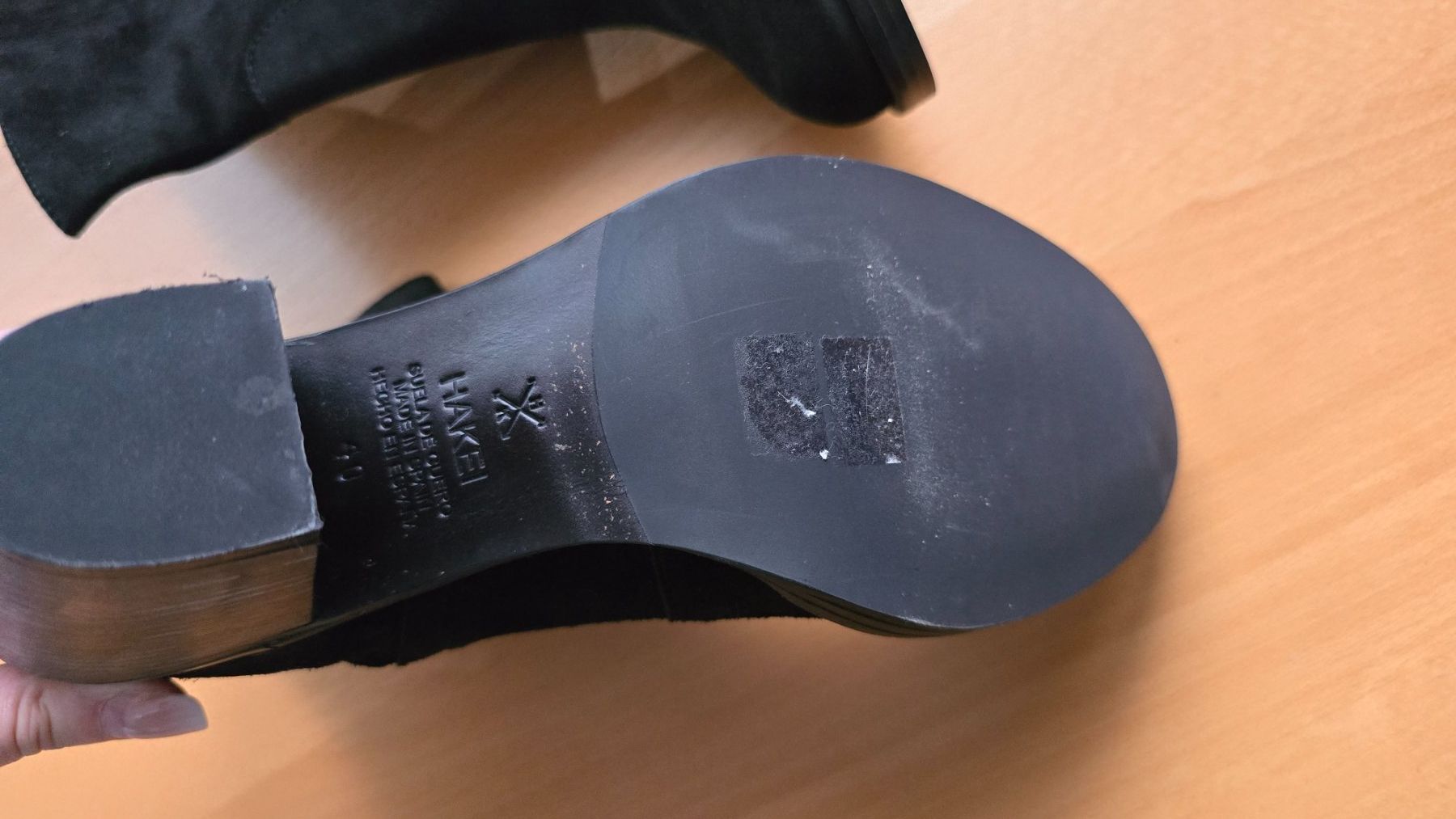 Damenschuhe: Hakei Stiefeletten aus Wildleder - 40 - – Neu (gemäss Beschreibung) aus Thalwil von VitaMini 3