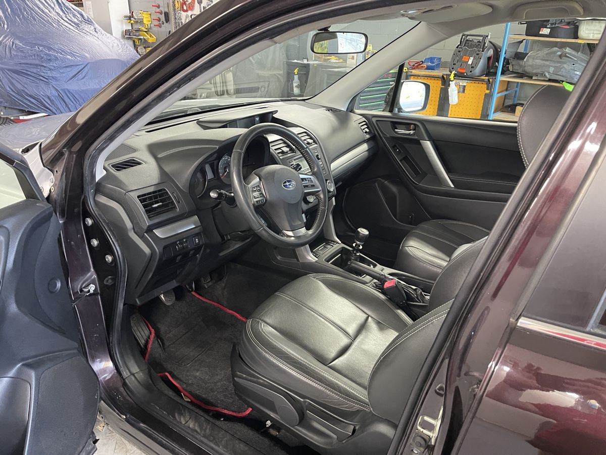 Subaru Autos: Subaru Forester 2.0 DS AWD – Défectueux à Möriken AG par nma_2hx5 3