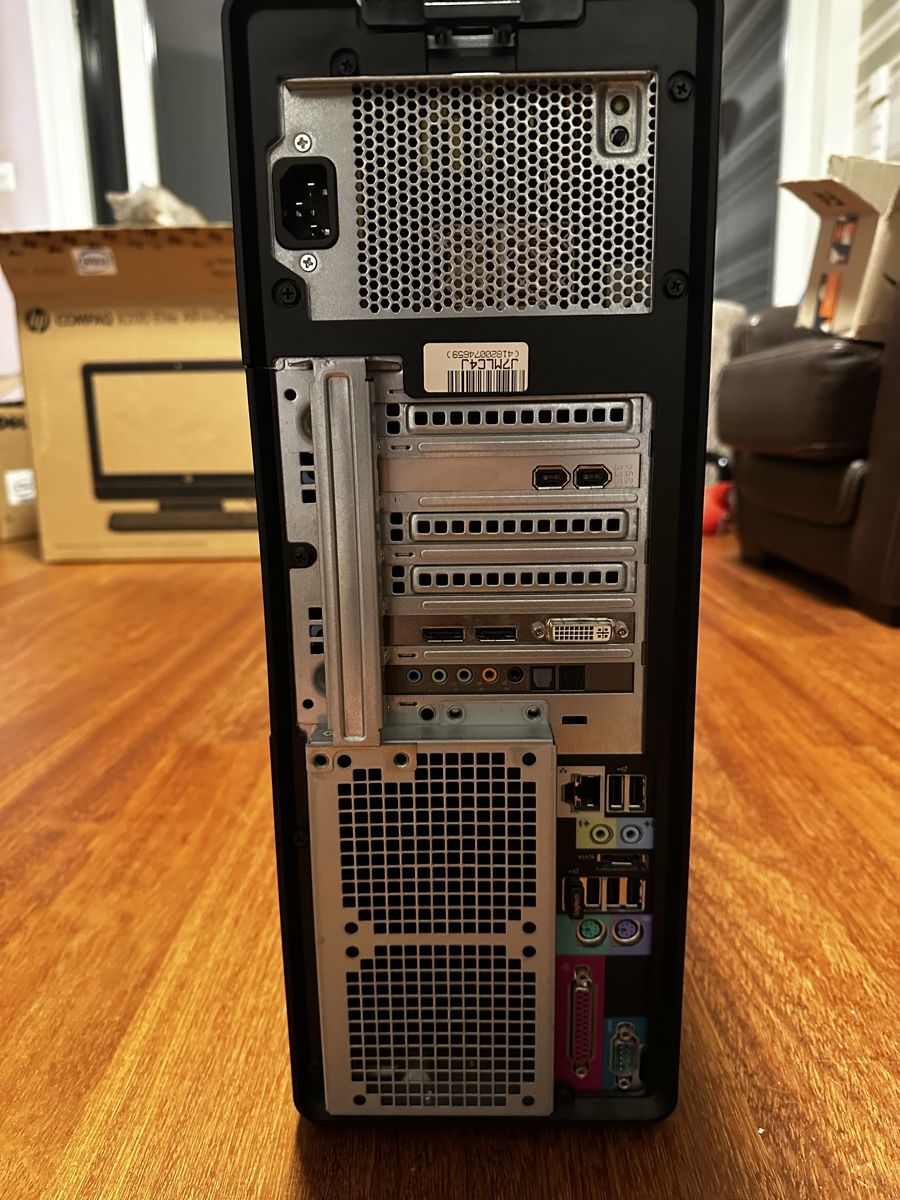 Dell PCs: Dell Precision T5500 PC with Keyboard & mouse - no hard disk – D'occasion à Pully par farzin 6