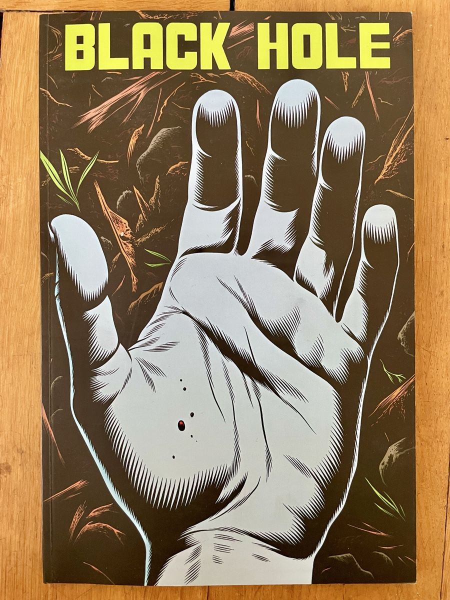 Comics: Comic Black Hole Nr. 4 (deutsch) – Gebraucht aus Basel von Konix
