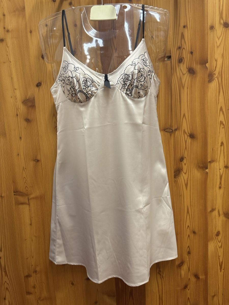 Triumph Sonstige Unterwäsche: Negligee Grösse 38 – Neu und originalverpackt aus Cumpadials von ofe_btq6