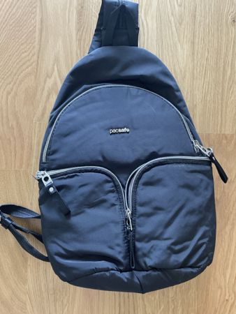 Pacsafe Sling Bag / Brusttasche Schwarz -Top Zustand!