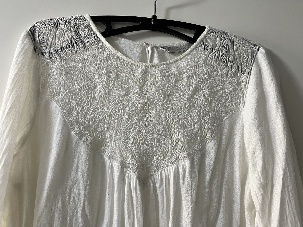 Zara Camicette: Schöne Bluse mit Spitze, Gr.: M von Trafaluc – Usato da Zürich venduto da MariaSusanne 1