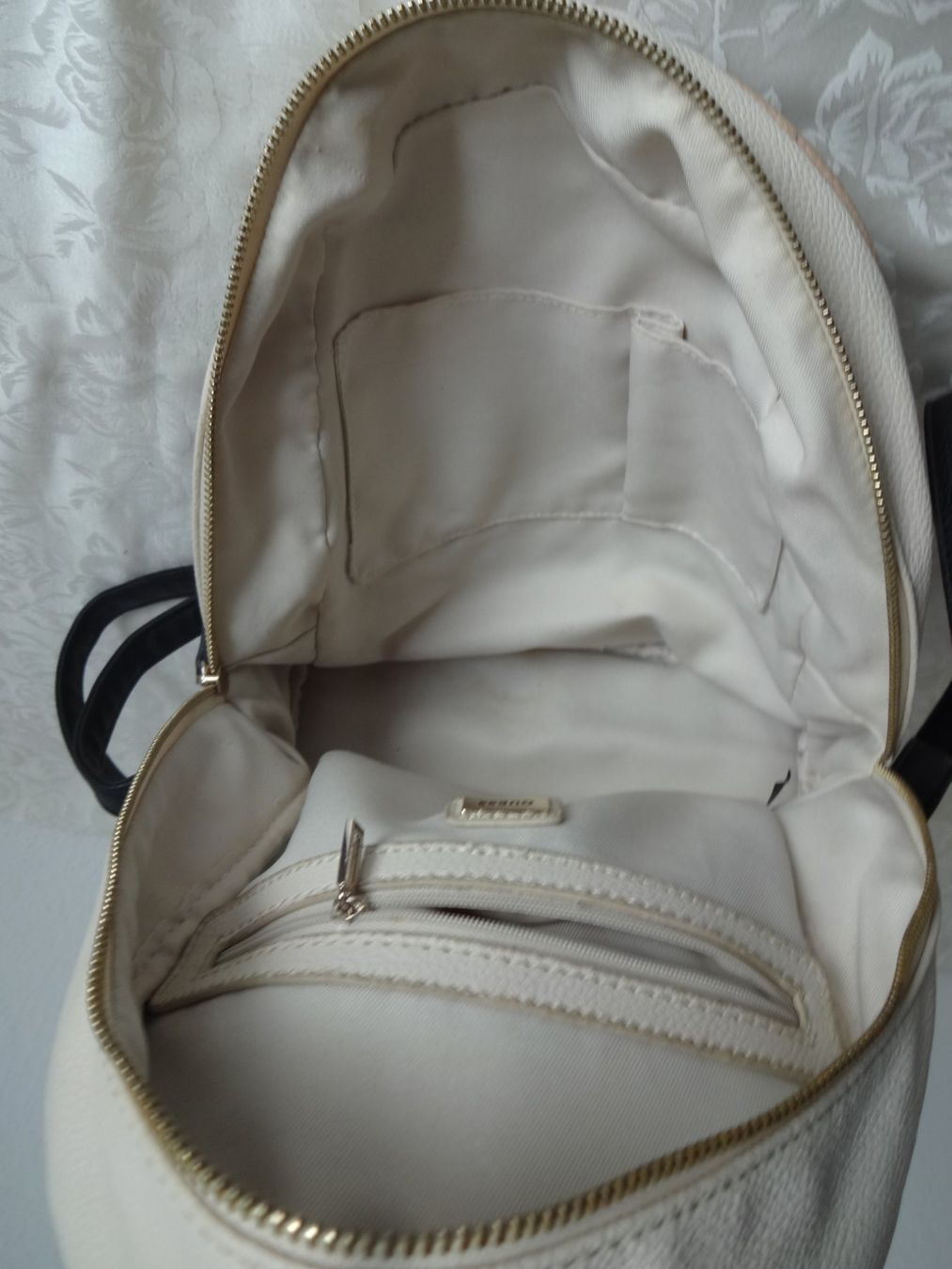Guess Zaini: "" GUESS "" Rucksack – Nuovo (secondo la descrizione) da Frauenfeld venduto da Riaa 8