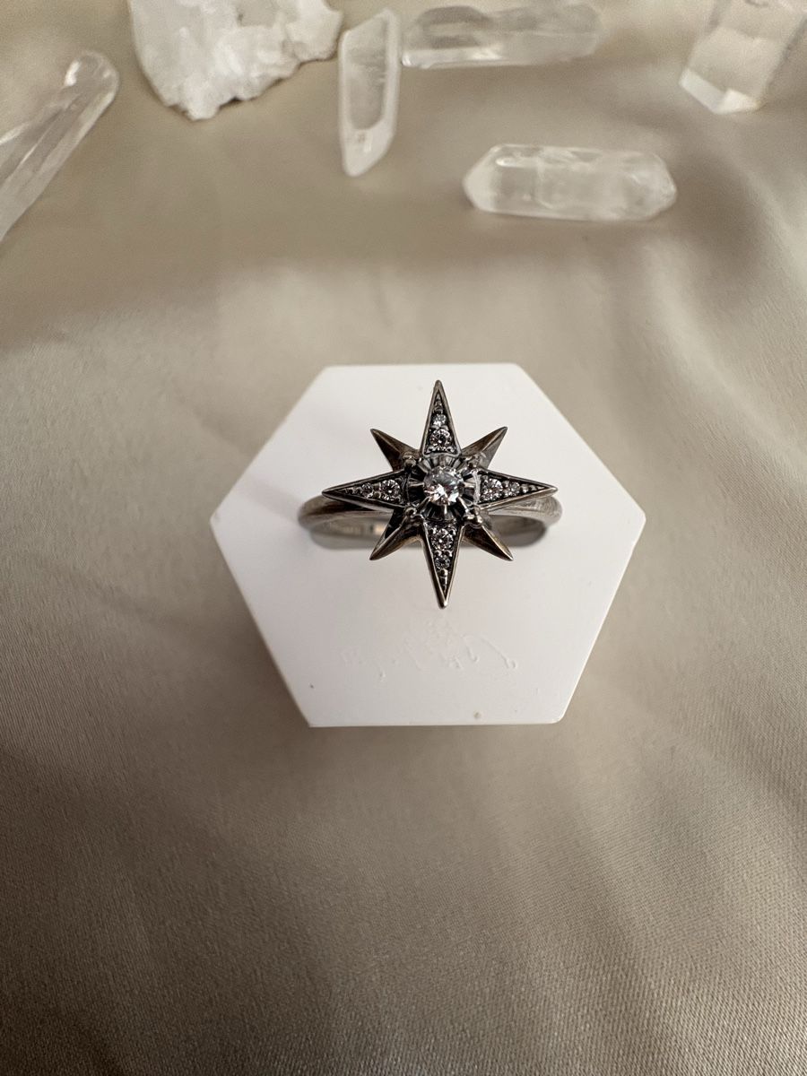 Thomas Sabo Anelli: Thomas Sabo Sternring 925 Silber mit Steinen Gr. 52 – Usato da Zürich venduto da CICI-CuratedVintage