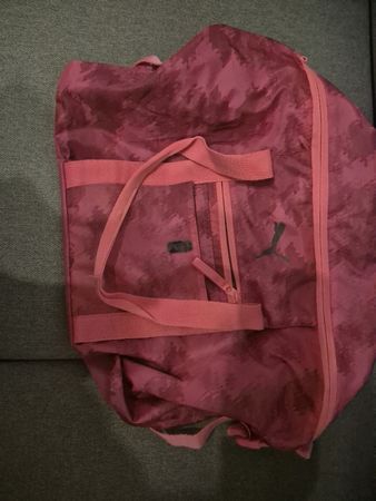 Puma Sports Bag - Pink Camo - Great Condition