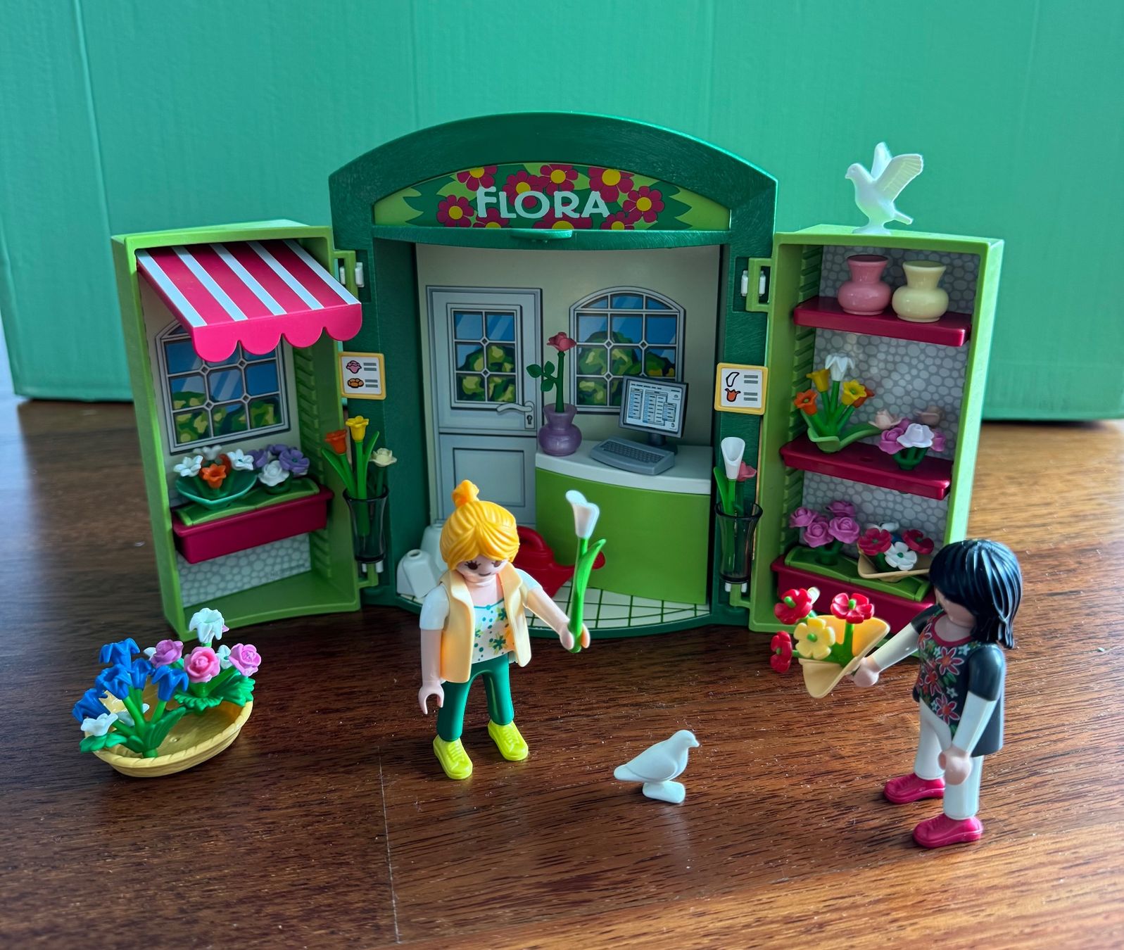 Playmobil Spielzeuge: Playmobil Mitnehm-Blumenladen 5639 – Gebraucht aus Schaan von booboo09 1