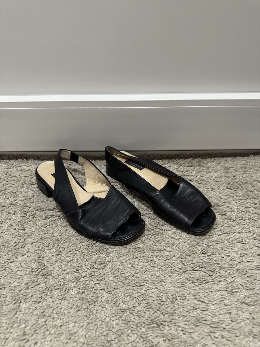 Globus Scarpe da donna: Elegante Globus Slingpumps Leder – Usato da Volketswil venduto da Jan.17