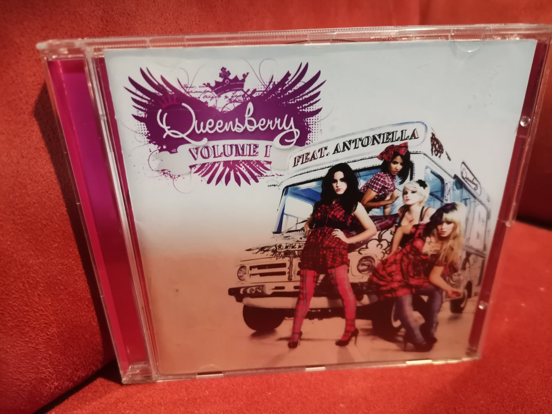CD: Queensberry feat. Antonella Vol. 1 – Usato da Zofingen venduto da noise123