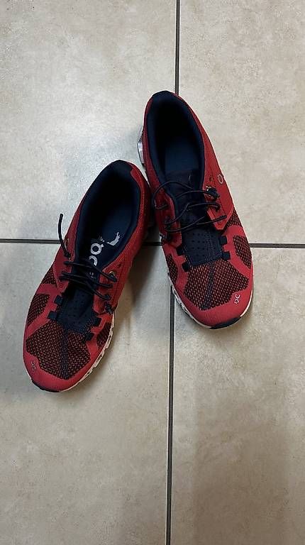 Scarpe da uomo: On scarpa da corsa – Usato da Verscio venduto da nat_928w