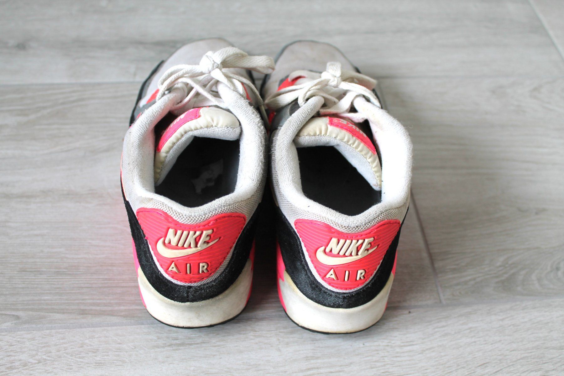 Nike Scarpe da donna: NIKE Air taille 38.5 – Usato da Chez-le-Bart venduto da jasse 2