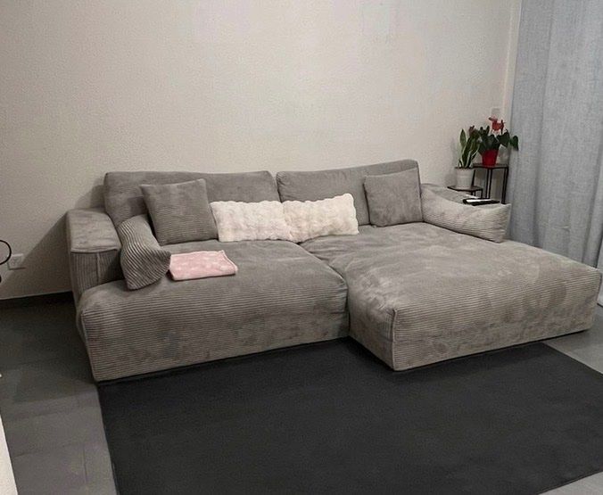 Conforama Divani: Canapé d’angle – Usato da Belfaux venduto da Vcambarence 1