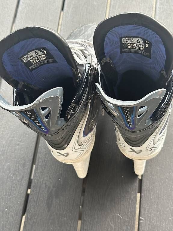 Bauer Pattini da ghiaccio: Patins Bauer Vapor Flylite – Usato da Granges-Paccot venduto da pie_2lgm 2