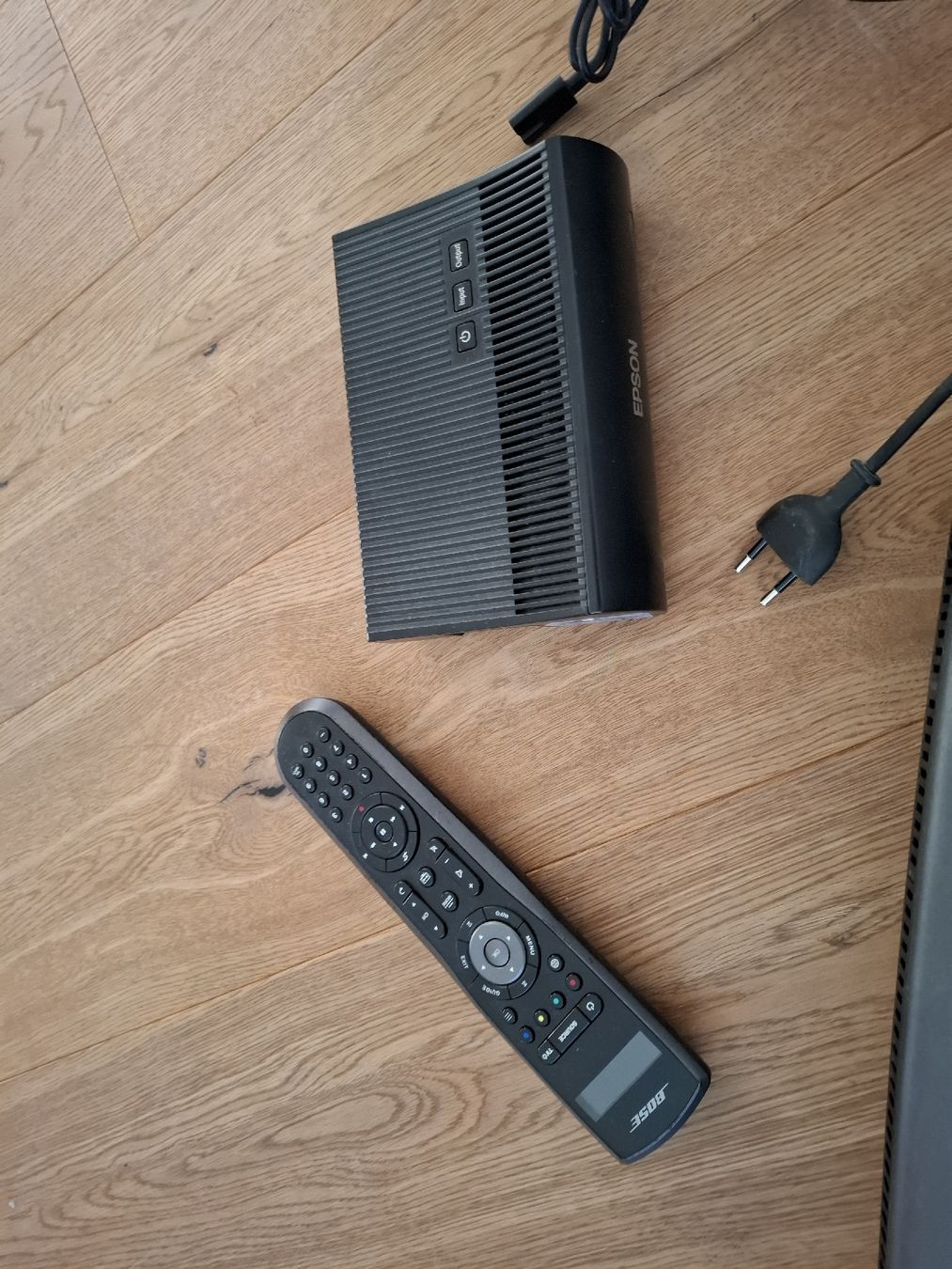 Bose Home Cinema: Bose Heimkino System – Usato da Luzern venduto da nikey01 2