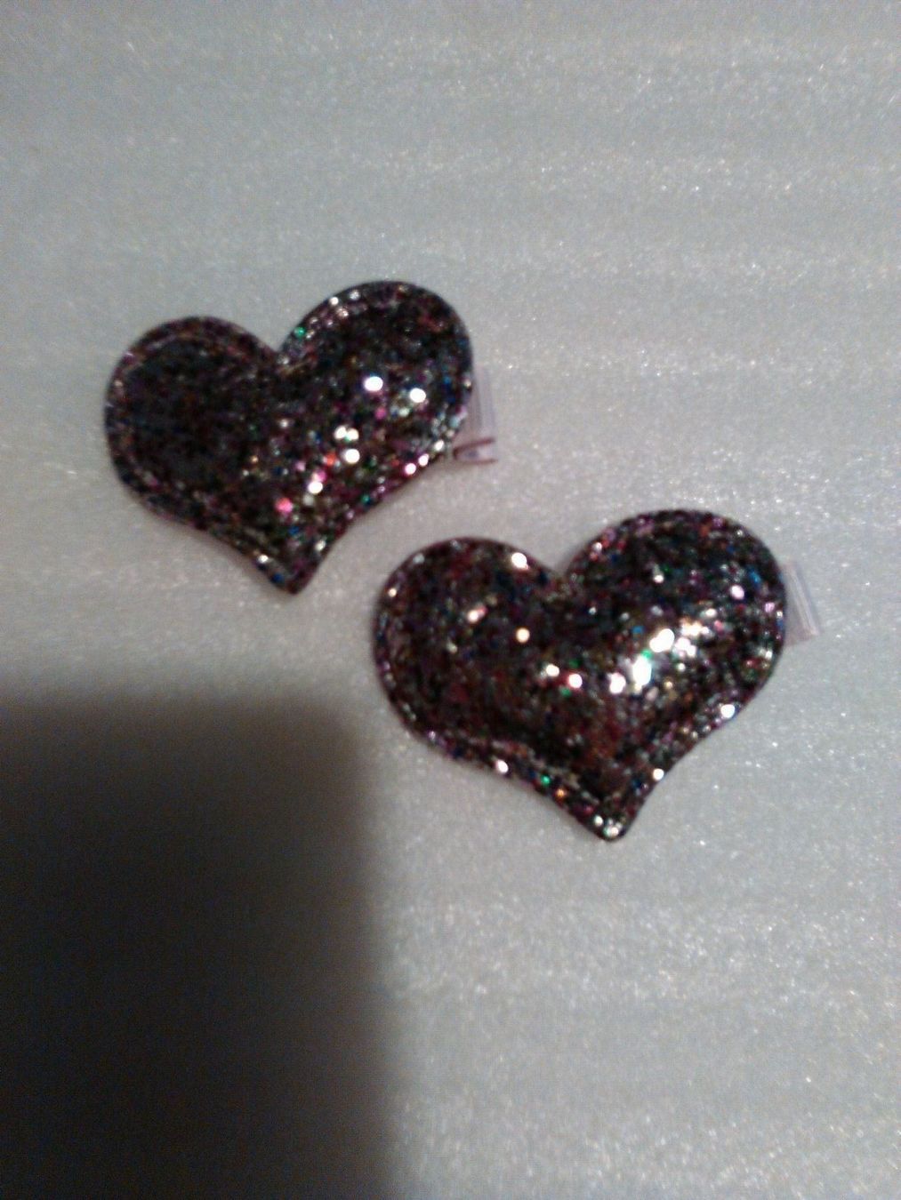 Accessori per capelli: HAARKLIPS 2 herzen,mit mehrere farben – Nuovo (secondo la descrizione) da Basel venduto da bijoutrie_4 5