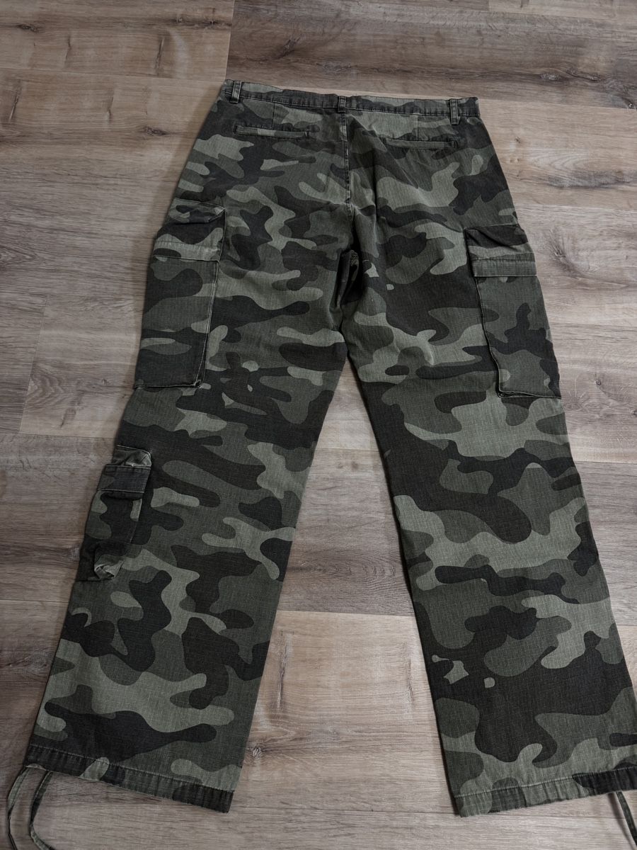 Live Fast Die Young Pantaloni: LFDY Camouflage Cargo Hose – Nuovo (secondo la descrizione) da Belp venduto da mae_c8n7 4