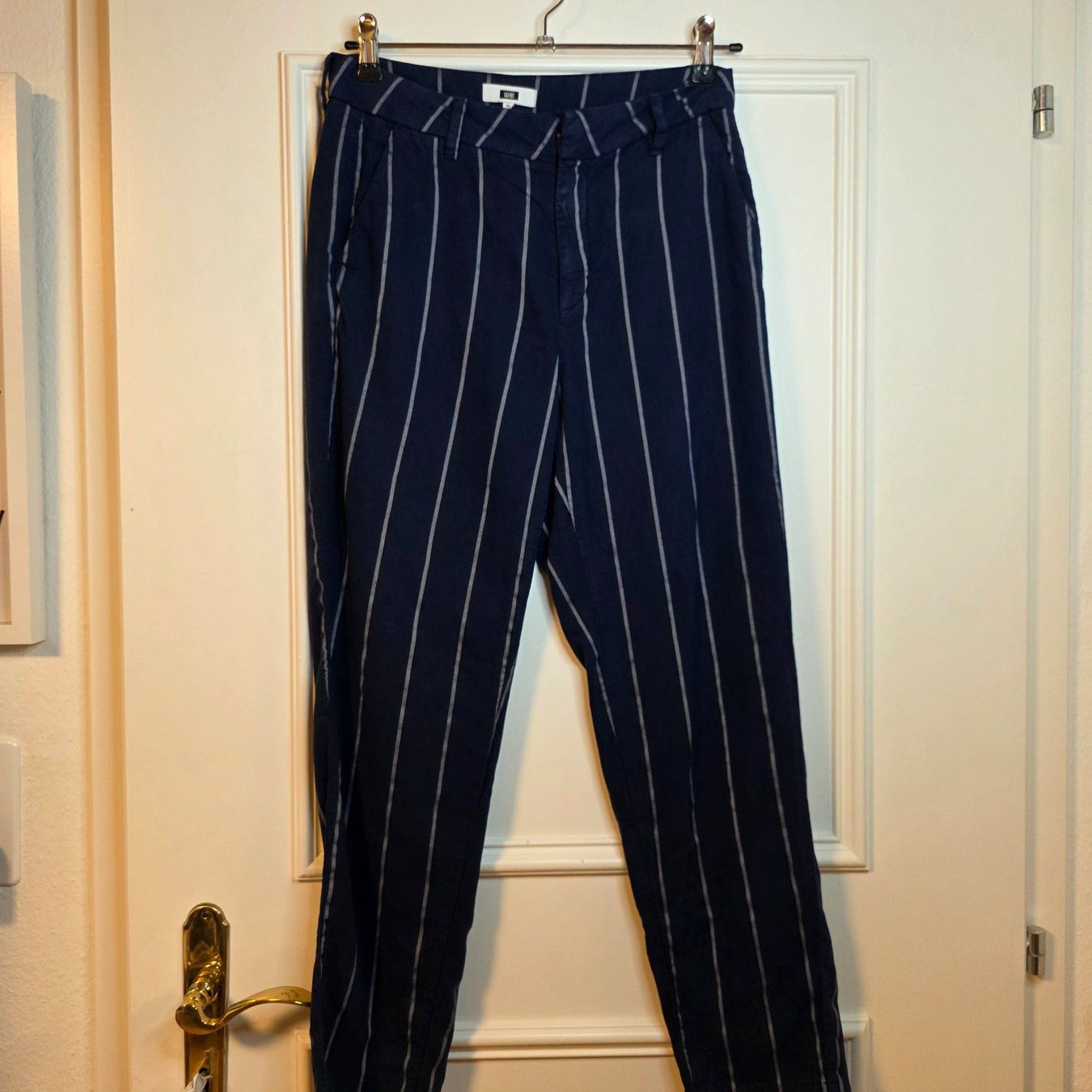 We Pantaloni: WE Streifenhose 36 Lyocell / Baumwolle – Usato da Wald ZH venduto da CapLux