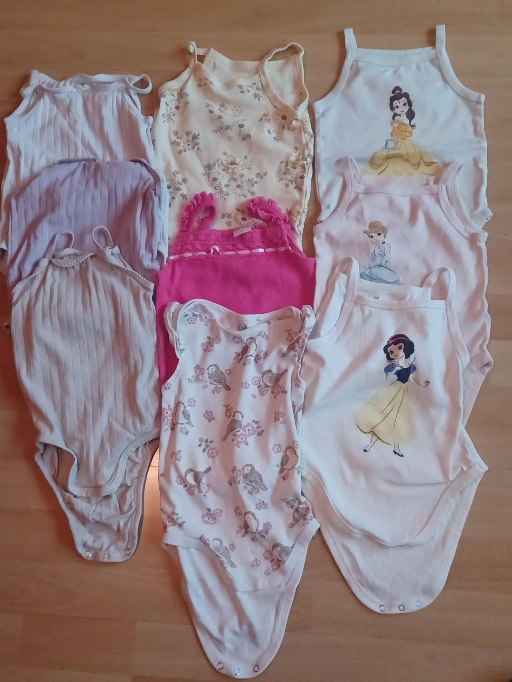 Lotti & Set di vestiti: 16 teiliges Mädchen-Sommerpaket 92 – Usato da Matt venduto da Remonso 3