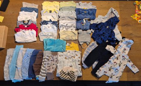 Kleider Paket 5, 44 Teile, Winter, Grösse 62