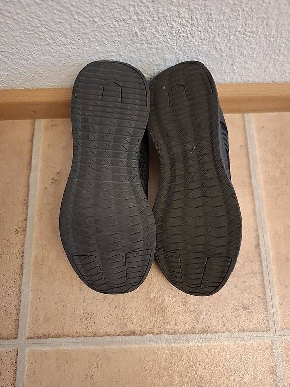 Herrenschuhe: Sicherheitsschuhe mit Stahlkappe – Gebraucht aus Münchenstein von Salvis_68 1