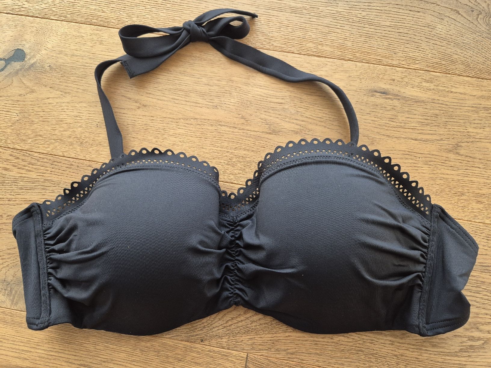 S.Oliver Costumi da bagno & Bikini: S.Oliver Bikini-Top neu, schwarz, Grösse 38E – Nuovo (secondo la descrizione) da Römerswil LU venduto da cfm_j789