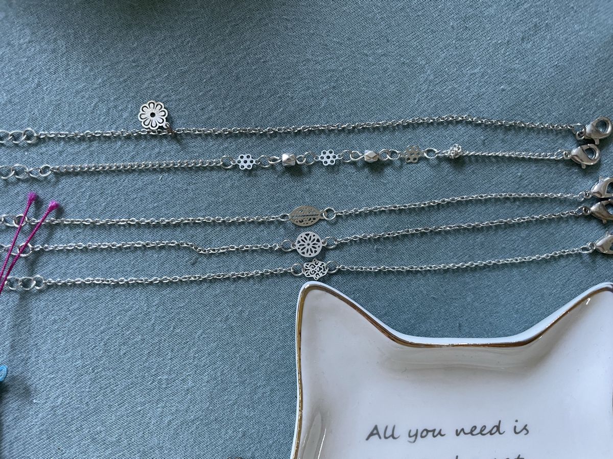 Colliers: Div. Modeschmuck – D'occasion à Rütihof par schnigobert.schni 1