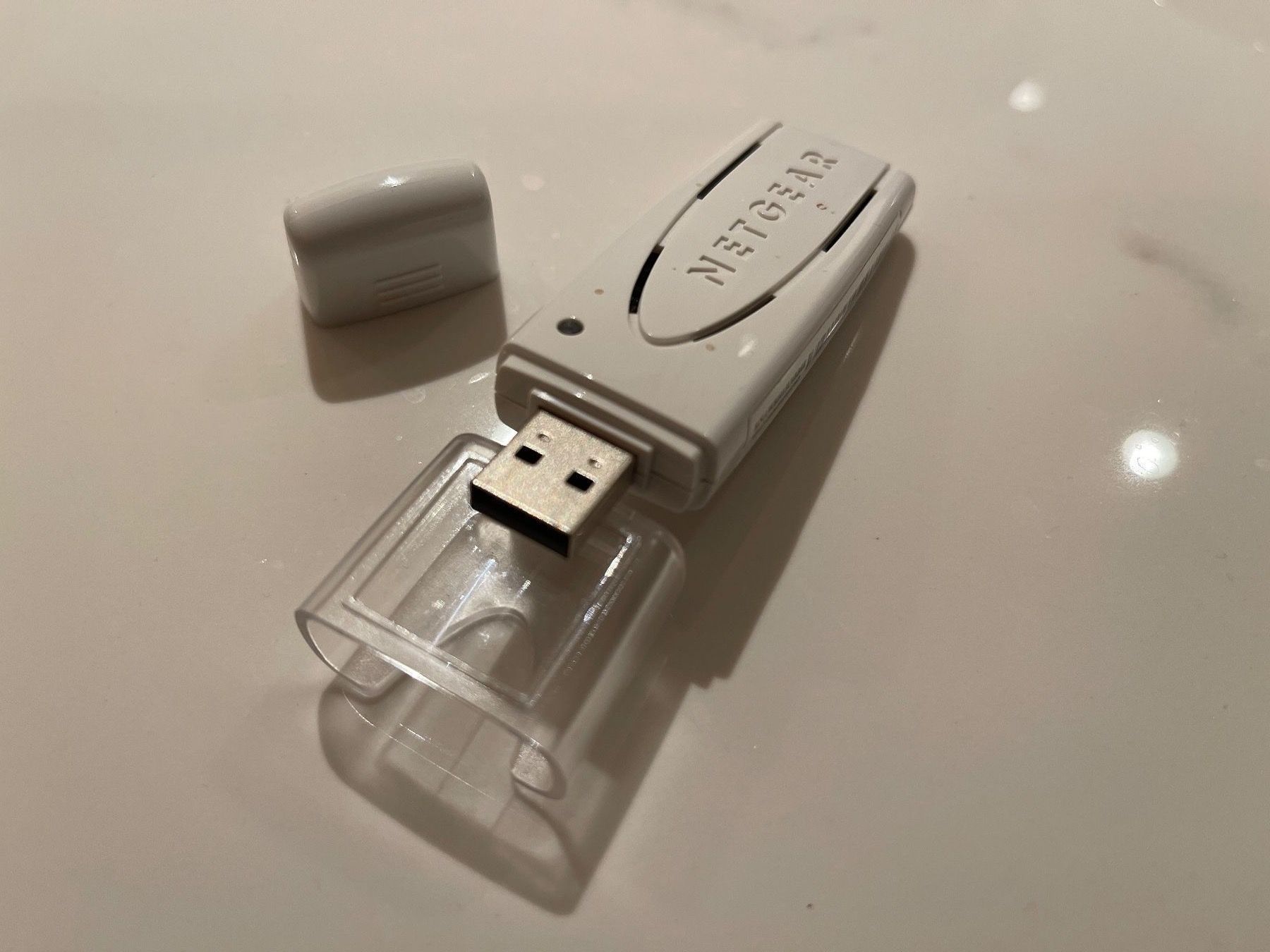 Laufwerke & Adapter: NETGEAR WN111 Wireless-N 300 USB Adapter – Gebraucht aus Meisterschwanden von GleMar 1