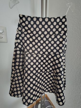 LAST CHANCE Strenesse Rock Punkte, Polka dots Gr. 34 neuw.