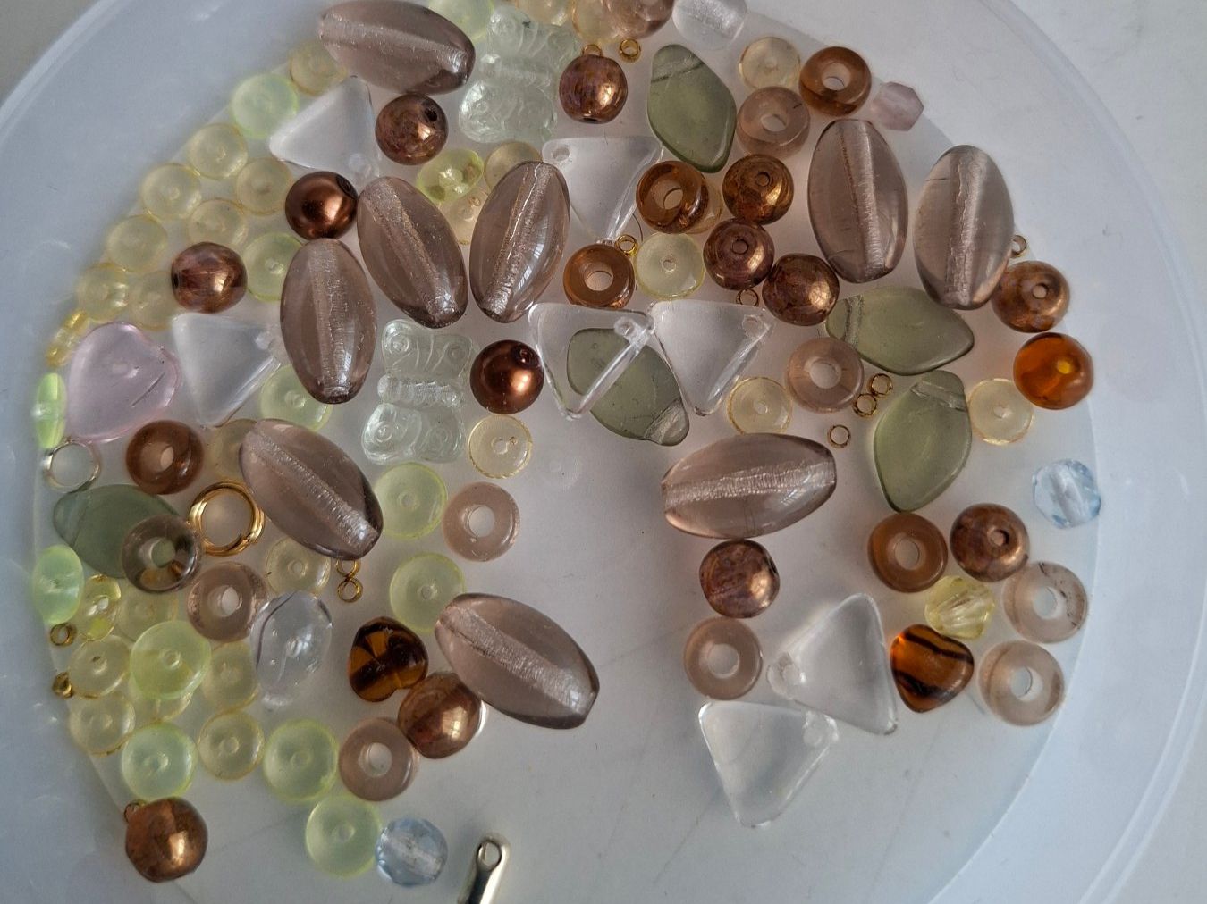 Perles (synthétiques): Perlen – D'occasion à Bretzwil par eri_2gck