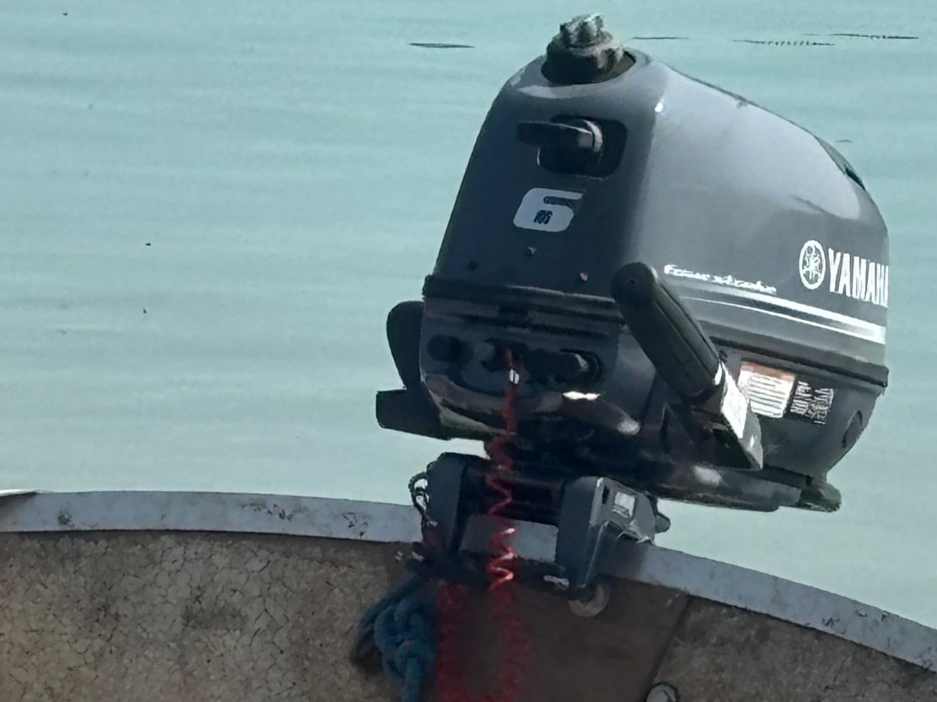 Yamaha Boote: Boot mit Yamaha 6PS und BootsAnhänger – Gebraucht aus bern von xmt 1