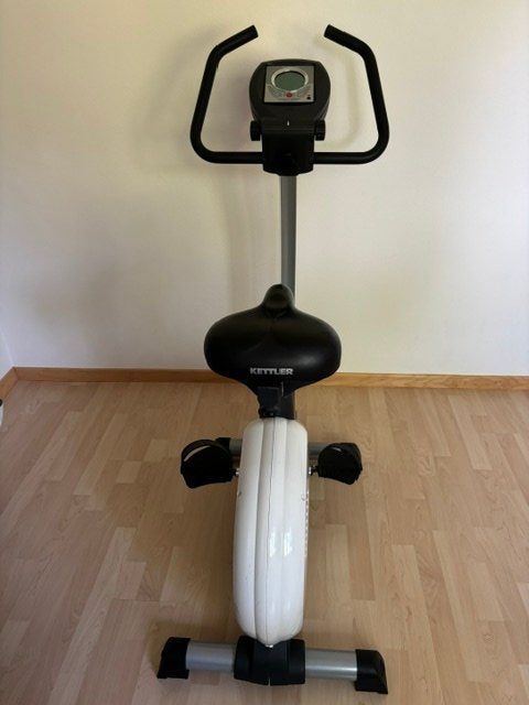 Kettler Hometrainer: Kettler Royal SE Heimtrainer – Usato da Dübendorf venduto da ZZ21 3