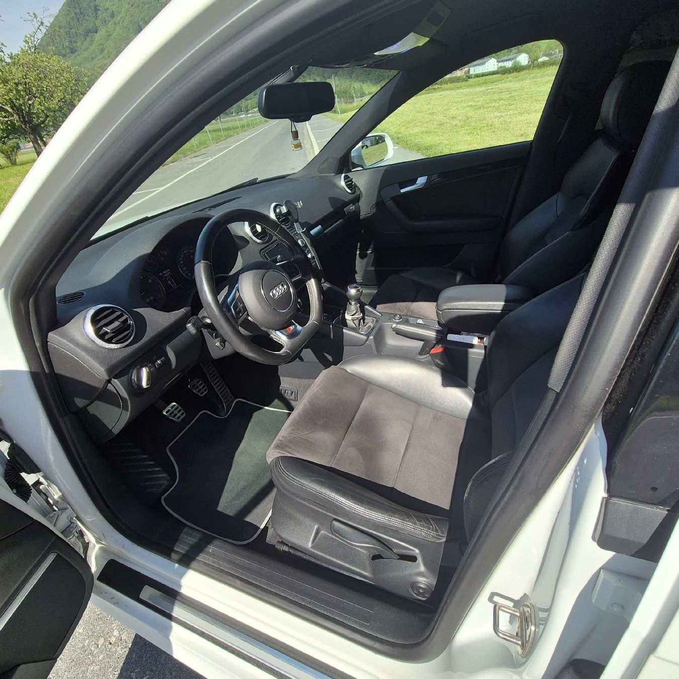 Audi Automobili: Audi s3 8p 1. Hand – Usato da Bilten venduto da Migueltuga88 4