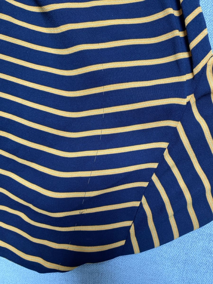 Massimo Dutti Camicette: Massimo Dutti Bluse d. blau,orange, grün, ca. Gr. M, elegant – Usato da Homberg b. Thun venduto da Homata 8