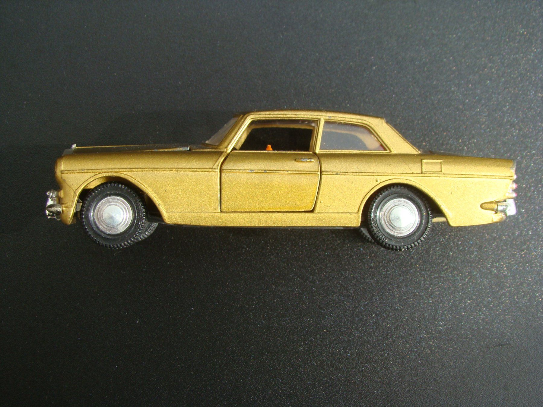 Dinky Toys Modellini d'auto: Dinky Rolls Royce Silver Cloud III gold Nr 127 selten – Usato da Walzenhausen venduto da Vanquish711 3