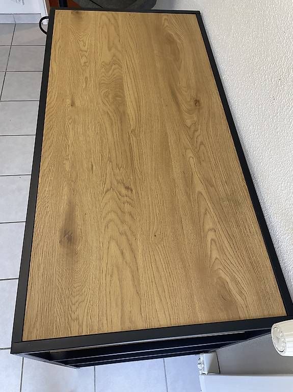 Jysk Tische: Bartisch + 2 Hocker – Gebraucht aus Davos Dorf von BenoitFichaux 4