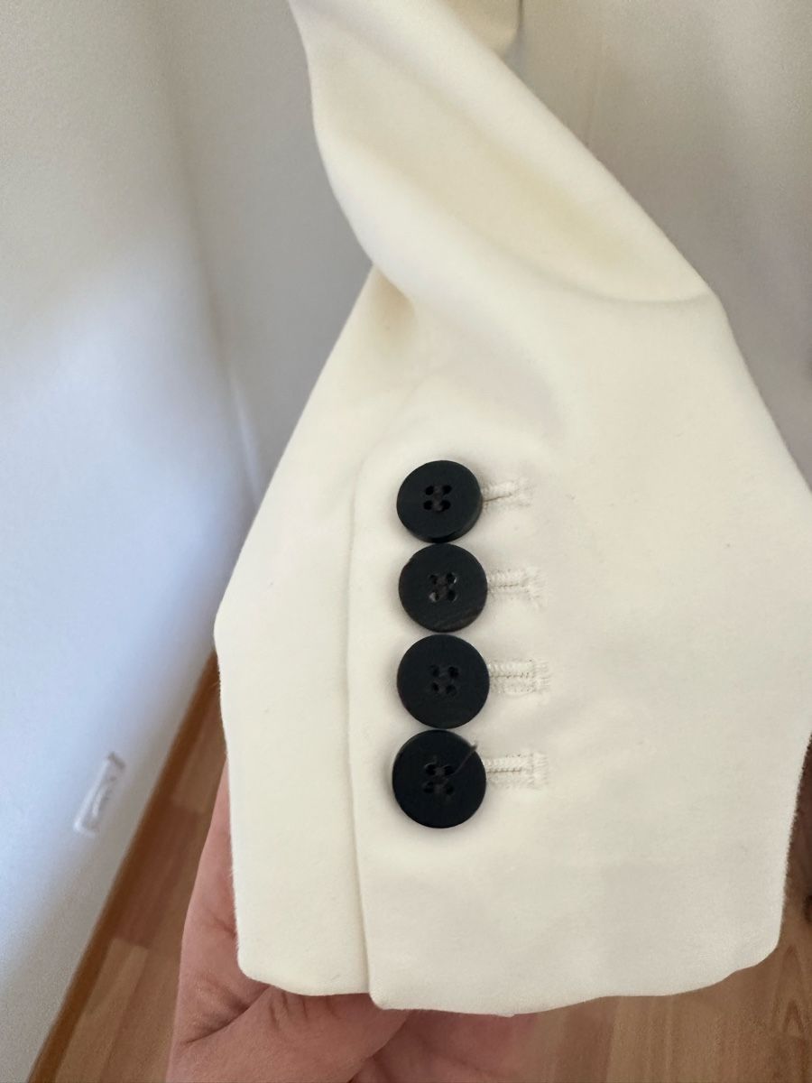 Zara Giacche: Zara Basic Women's Blazer, Cream, Elegant Style! – Usato da Murgenthal venduto da mar_q2yf 4