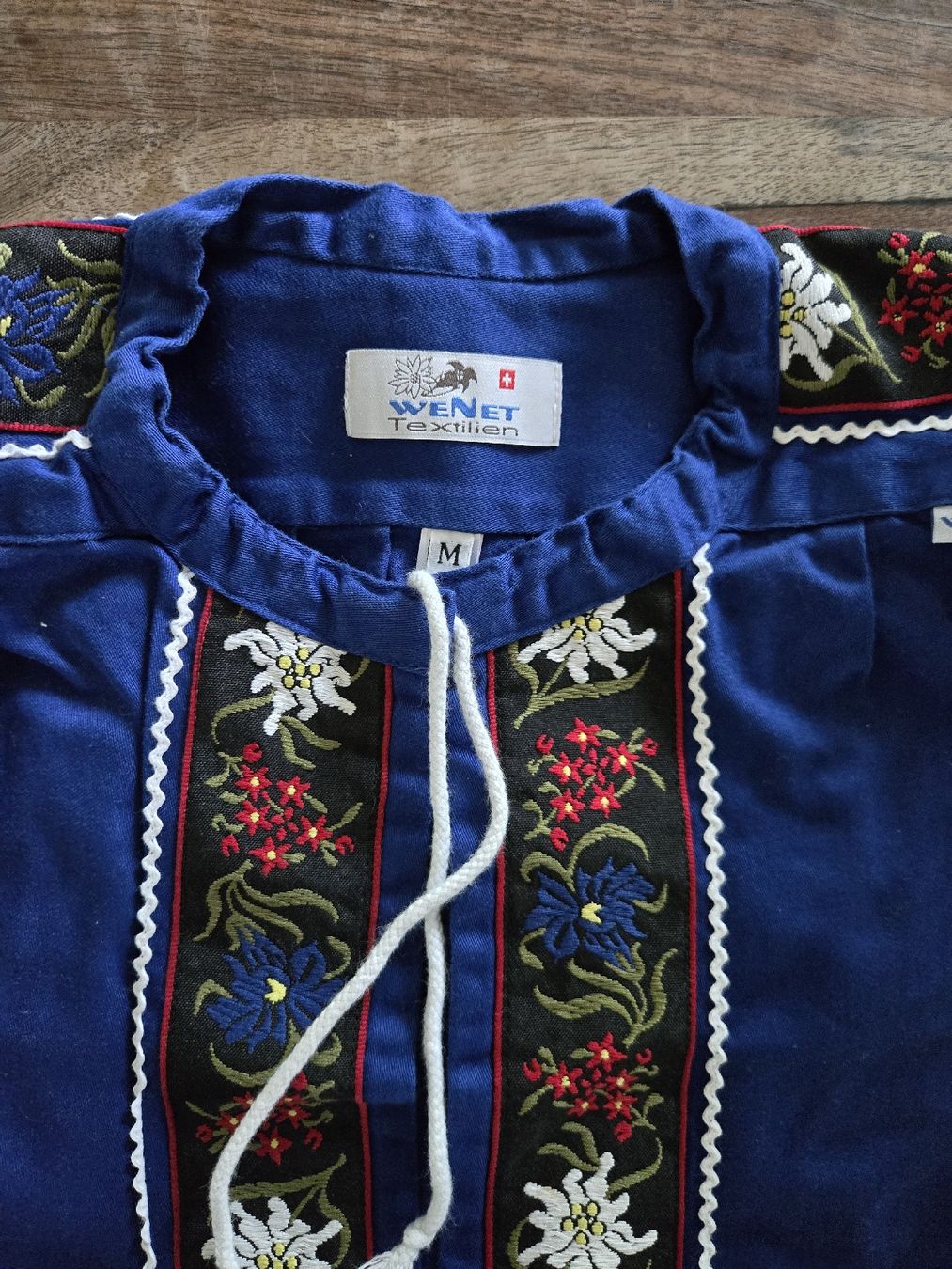 Blusen: Sennenbluse M – Gebraucht aus Rüschegg Gambach von zbi_7jfh 2