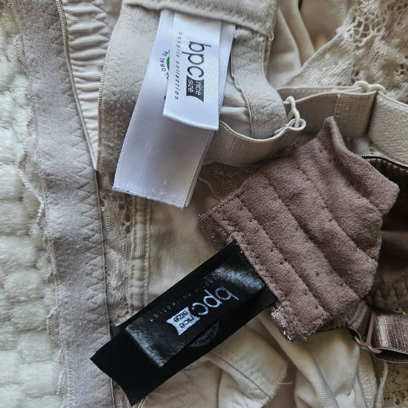 Altra biancheria intima: 2er Set Still-BHs von bpc, Grösse 105D, mit Spitze – Usato da Herrliberg venduto da daki0017 1
