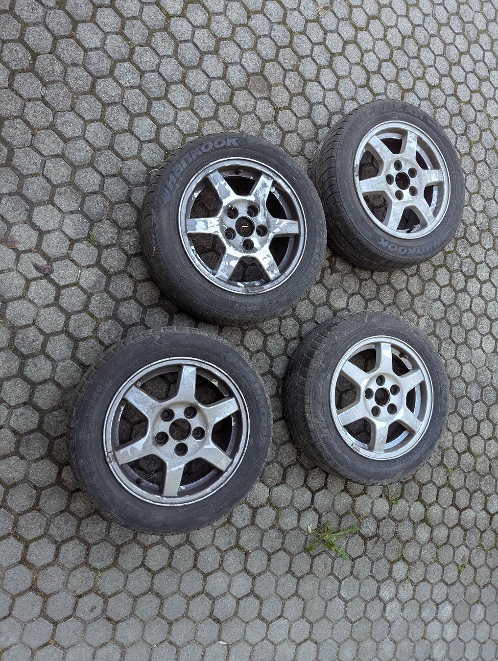 Saab Pneus & Roues: Räder Saab 15'' – D'occasion à Wünnewil par Susuki125gt