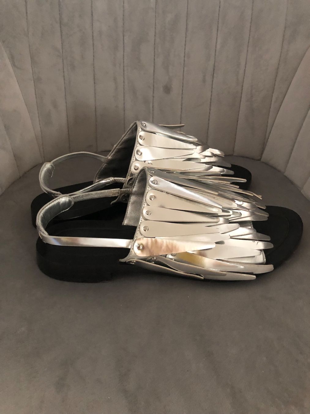 Kenzo Damenschuhe: Kenzo Sandalen – Gebraucht aus St. Moritz von Capricorn88 1