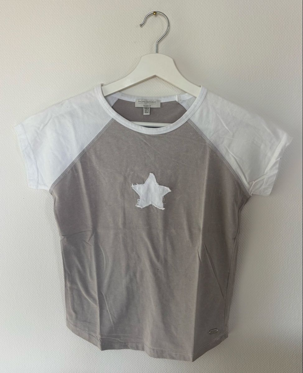 Pull&Bear T-shirts: T-Shirt von Pull&bear – Neuf (Voir description) à Müllheim Dorf par Lavwy