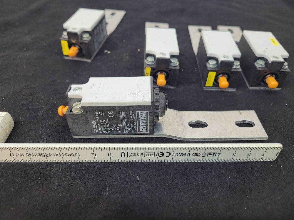 Endschalter 914CE1-6A – 1 Stück, Limit Switch, Neu