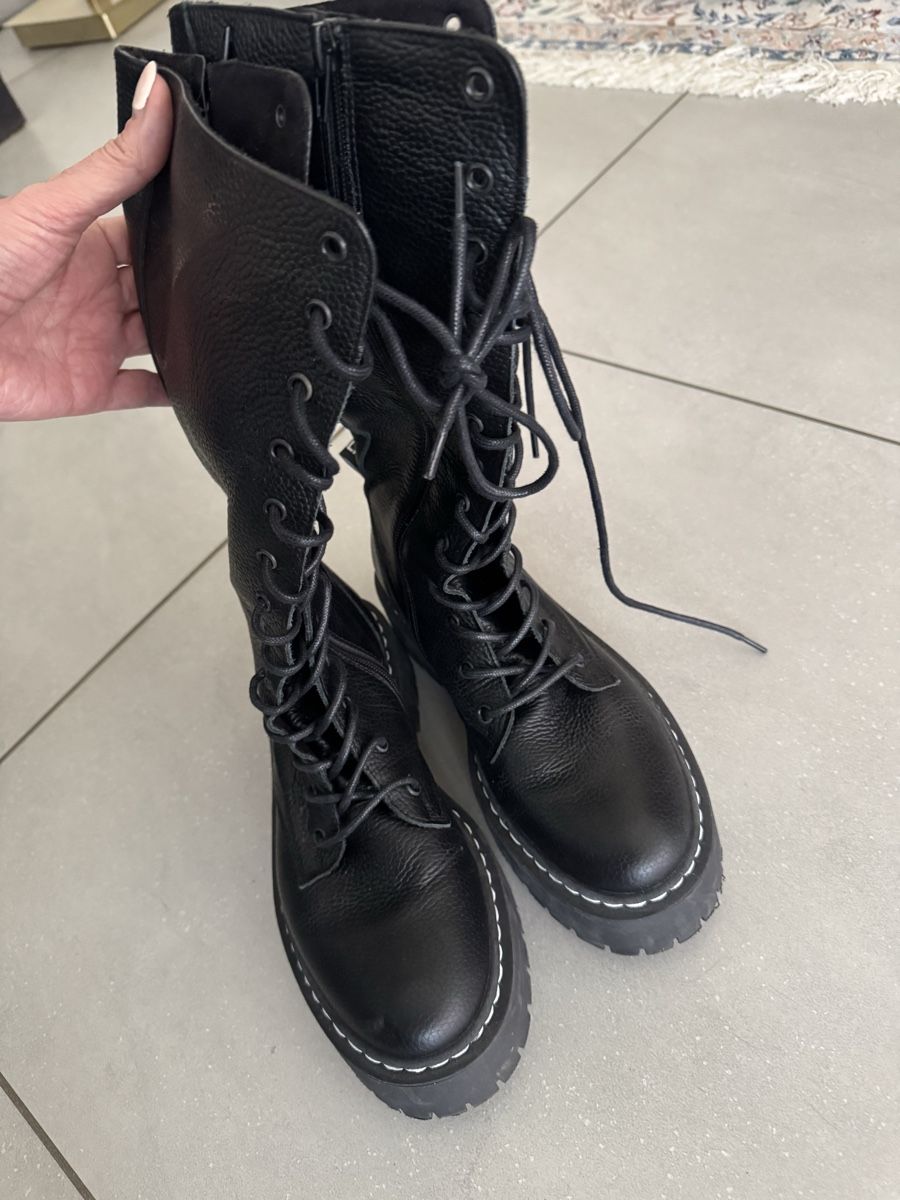 Steve Madden Scarpe da donna: Steve Madden Leather Combat Boots, S39Black Style! – Usato da Root venduto da rzi_d87b 1
