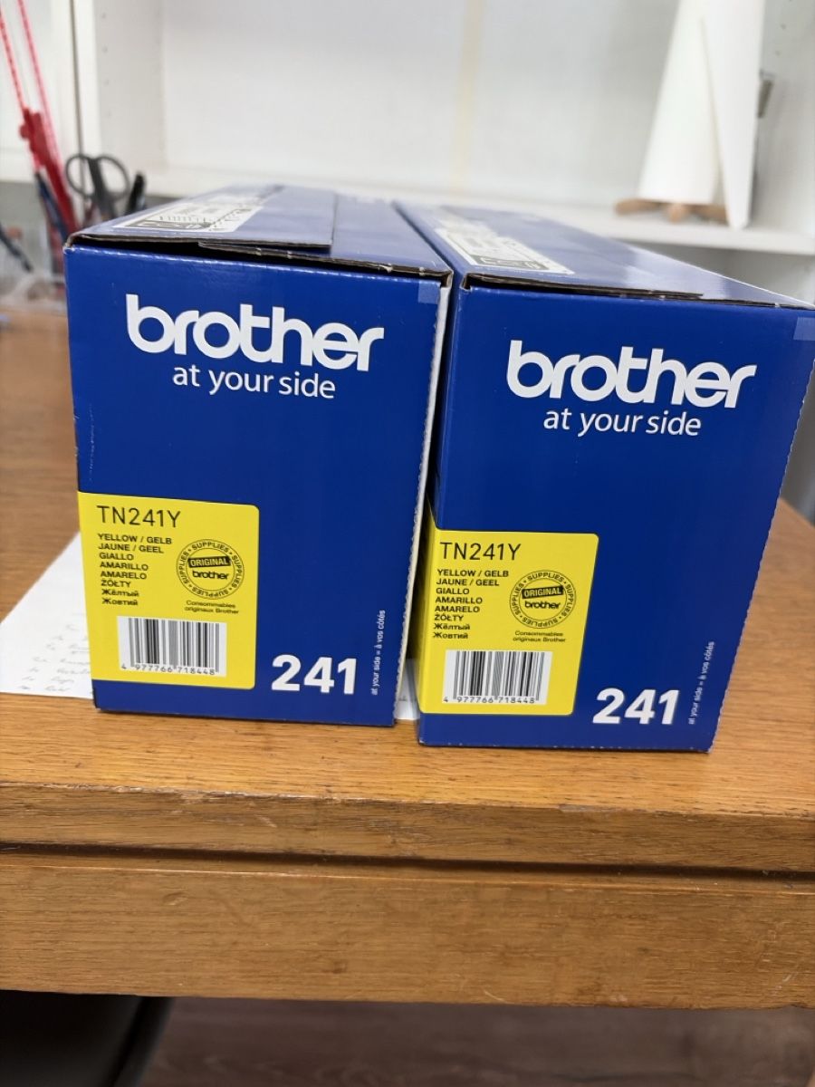 Brother Cartucce per stampanti & toner: Brother TN241Y – Nuovo e nell'imballaggio originale da Dübendorf venduto da Masha. 1