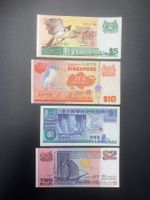 4 Banknoten Singapur, ungefaltet