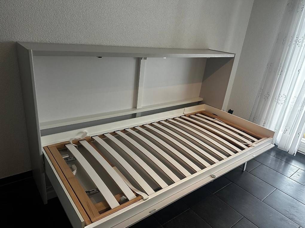 Letti: Klappbett mit Bettinhalt – Usato da Gutenswil venduto da Naguaa 1