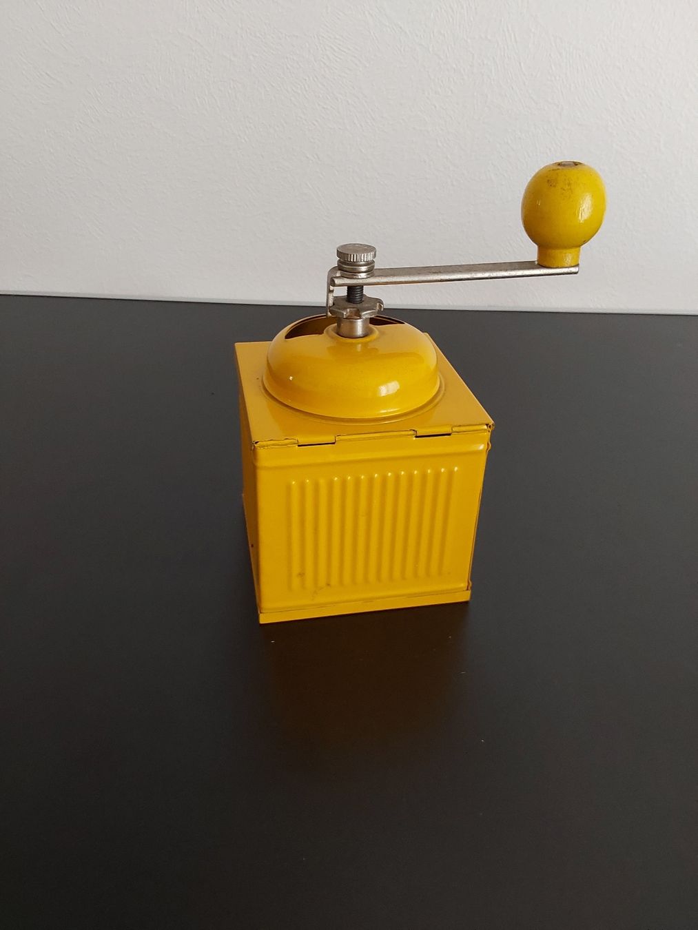 Elettrodomestici da cucina: Kaffeemühle gelb Metall. – Usato da Steinach venduto da Chilli1957 7